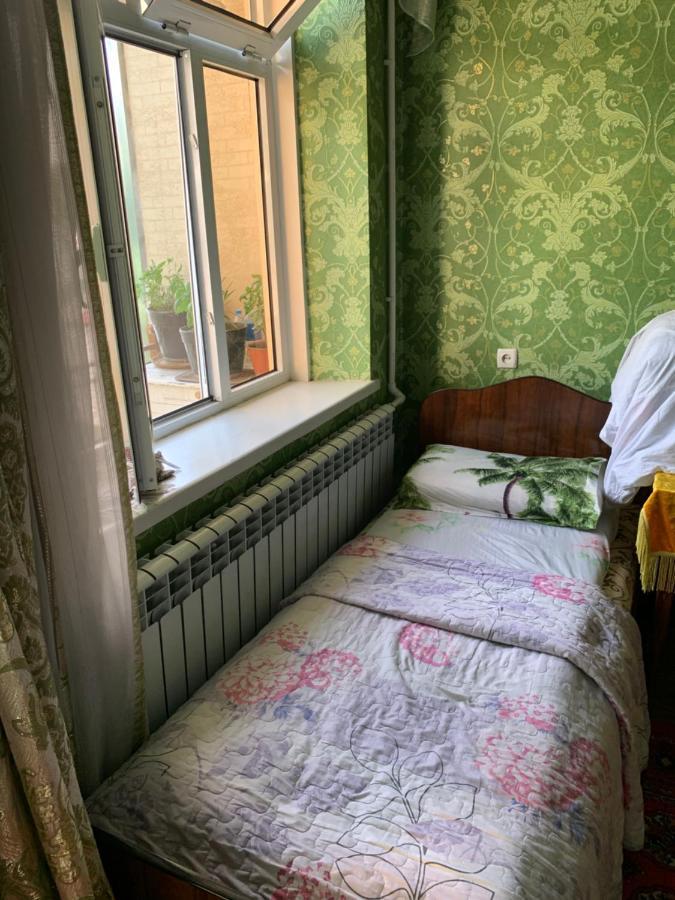Muharram Homestay In The Neighborhood Of The Registan Square, 家族 ゲストハウス Semerkant Dış mekan fotoğraf