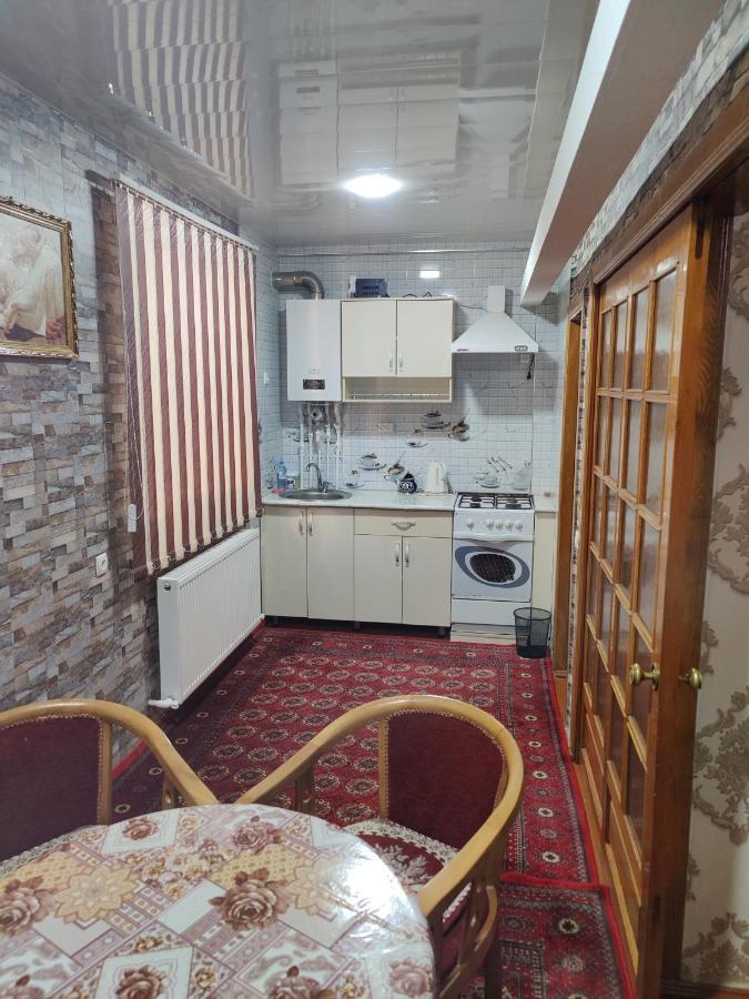 Muharram Homestay In The Neighborhood Of The Registan Square, 家族 ゲストハウス Semerkant Dış mekan fotoğraf